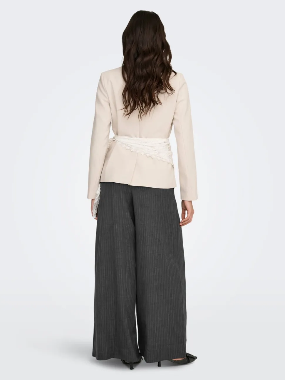 JDYARA Weiter Beinschnitt Hose