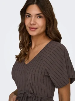 OLMPETRIS Kurzes Kleid