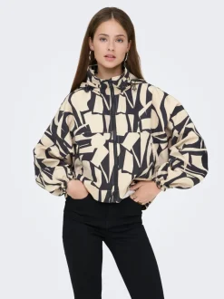 ONLBETTY Jacke