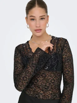 ONLCHLOE Top