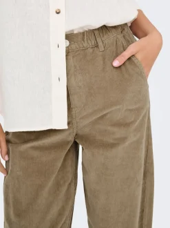 ONLFLORA Klassische Cordhose im Carrot Fit