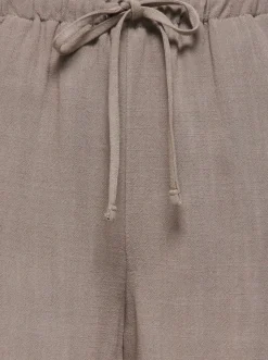 ONLSIESTA Mittlere Taille Locker geschnitten Shorts