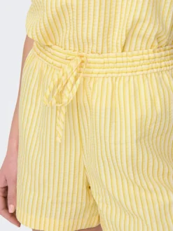 JDYJANE Mittlere Taille Normal geschnitten Shorts