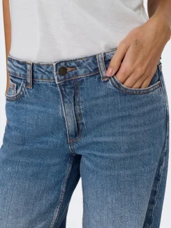 JDYKATIE Niedrige Taille Gerade geschnitten Jeans