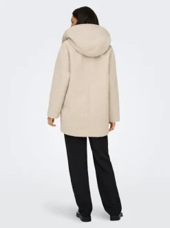 JDYNEVADA Mantel