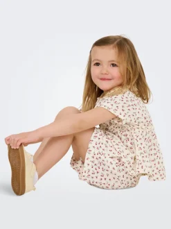 KMGTHYRA Mittlere Taille Normal geschnitten Shorts