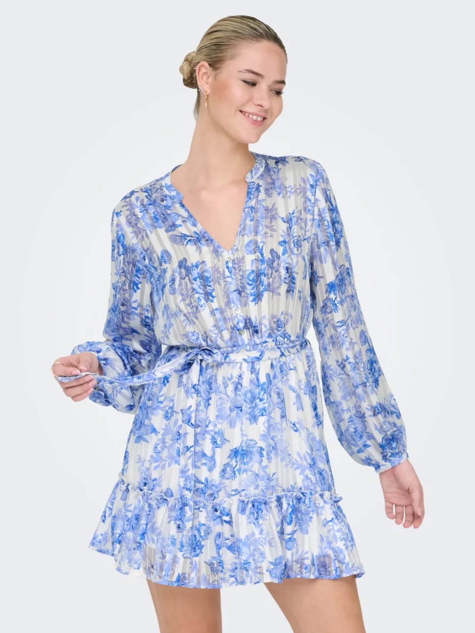 ONLAVERY Kurzes Kleid