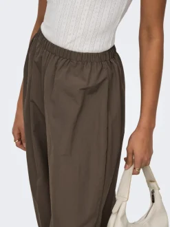 ONLAZRA Barrel Fit Parachute Pants