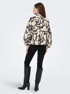 ONLBETTY Jacke