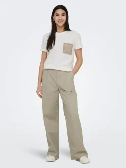 ONLBIANA Weiter Beinschnitt Chino Hose