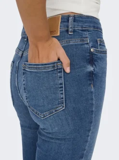 ONLBLUSH Mittlere Taille Flared Jeans