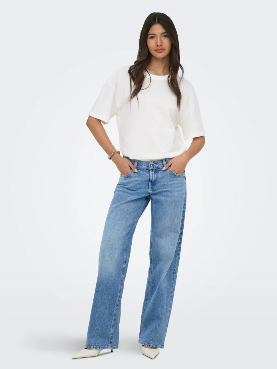 ONLBRENDA Niedrige Taille Weiter Beinschnitt Jeans