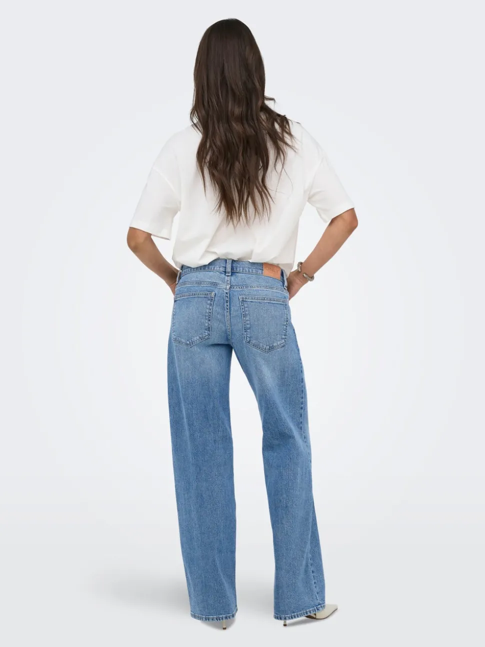 ONLBRENDA Niedrige Taille Weiter Beinschnitt Jeans