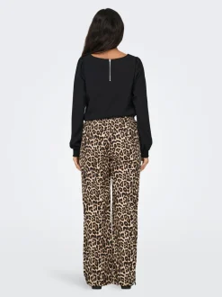 ONLCLARA Normal geschnitten Hose