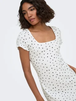 ONLHILLARY Kurzes Kleid