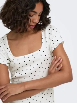 ONLHILLARY Kurzes Kleid