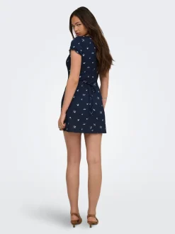 ONLHILLARY Kurzes Kleid