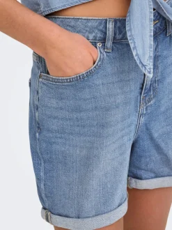 ONLJOSEPHINE Hohe Taille Normal geschnitten Jeans-Shorts