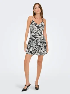 ONLKASINA Kurzes Kleid