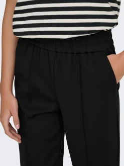 ONLPOPTRASH-SUKI Locker geschnitten Hose mit weitem Beinschnitt
