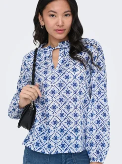ONLROANNE Top
