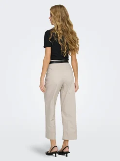 ONLROSALIE Verkürzt Chino Hose