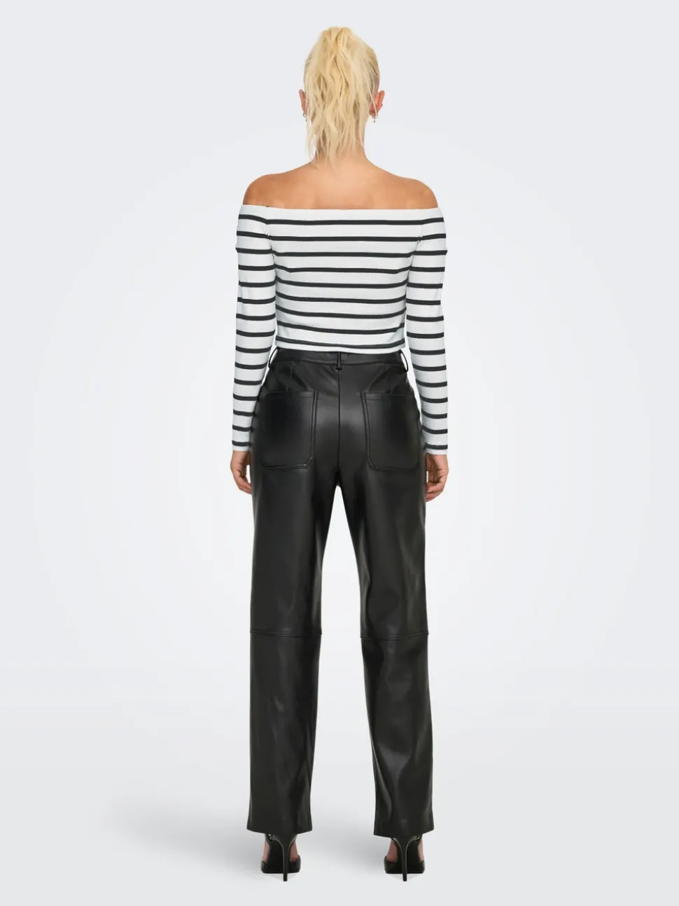 ONLTALA Top