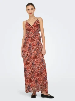 ONLVIKKI Langes Kleid