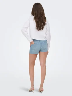ONLWAUW Mittlere Taille Normal geschnitten Jeans-Shorts