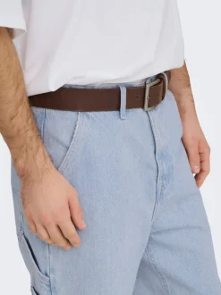 ONSEDGE Mittlere Taille Gerade geschnitten Shorts