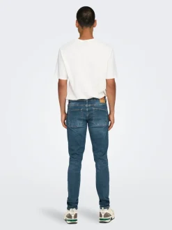 ONSLOOM Niedrige Taille Verjüngter Slim Fit Jeans
